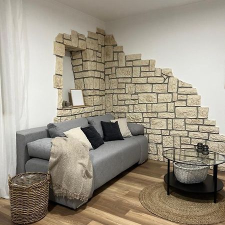 Cinderella Apartment With Free Parking プーラ エクステリア 写真
